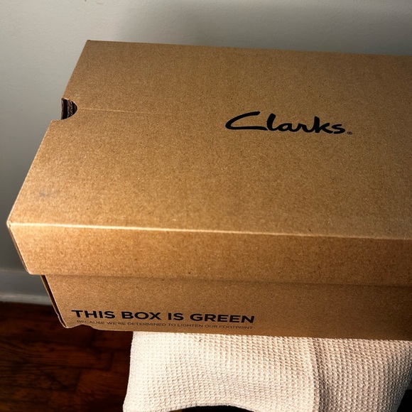 NWT original box men’s Clark sandals - Picture 2 of 5